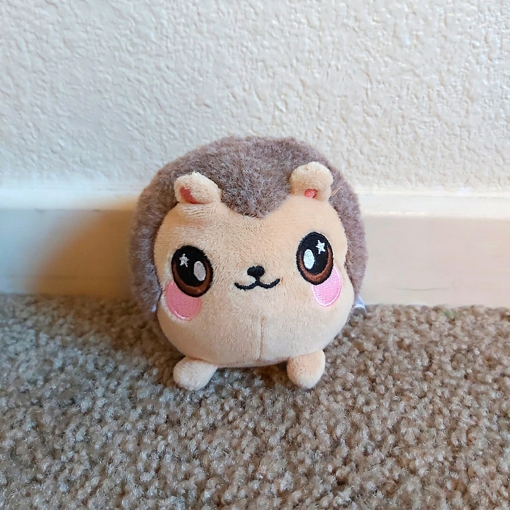 Squshamal  hedgehog. Satisfying squishy.